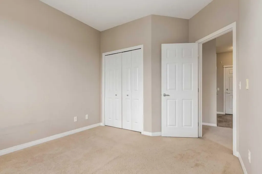 1727 54 Street SE Calgary AB T2A 1B7