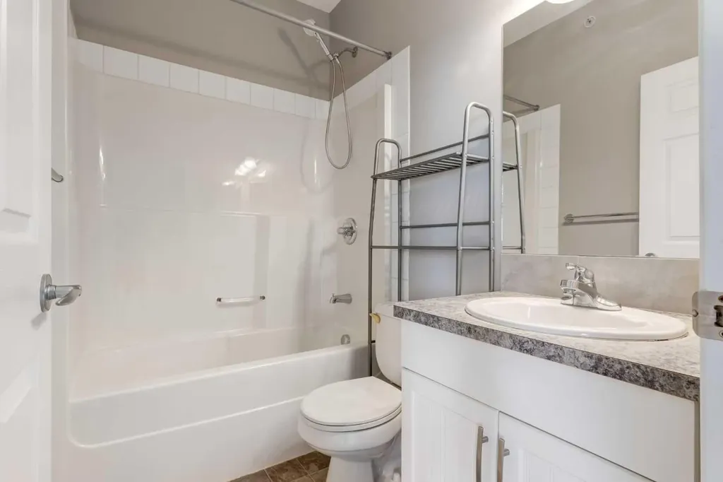 1727 54 Street SE Calgary AB T2A 1B7