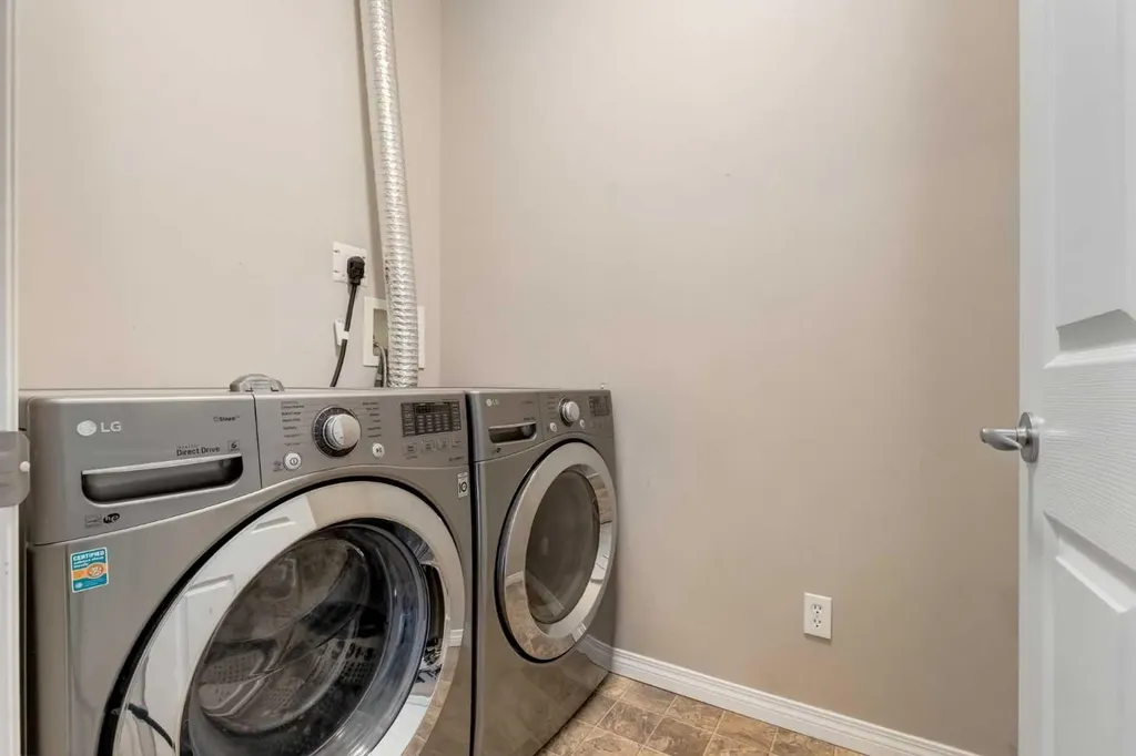1727 54 Street SE Calgary AB T2A 1B7