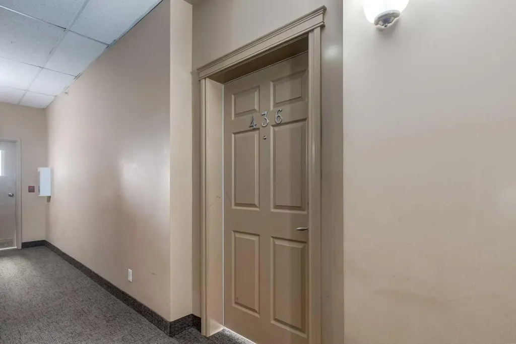 1727 54 Street SE Calgary AB T2A 1B7