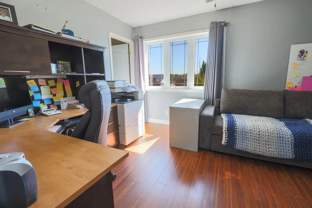 6506 59 Street Rocky Mountain House AB T4T 1N7