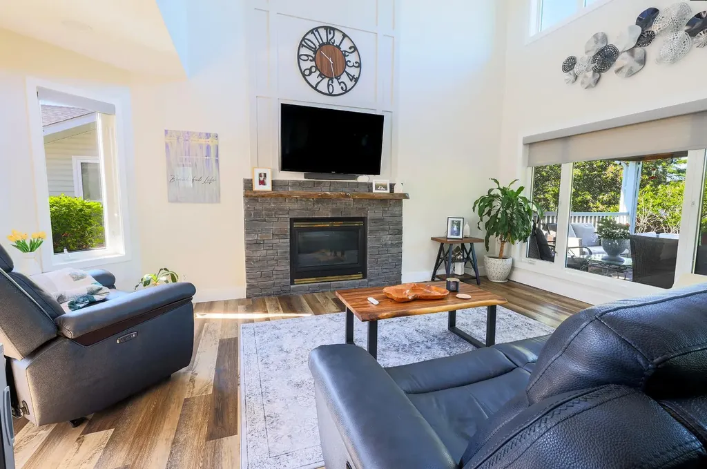 6506 59 Street Rocky Mountain House AB T4T 1N7