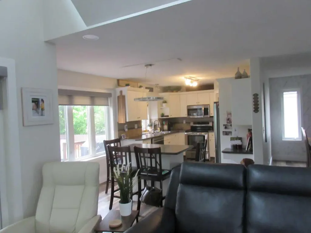 6506 59 Street Rocky Mountain House AB T4T 1N7