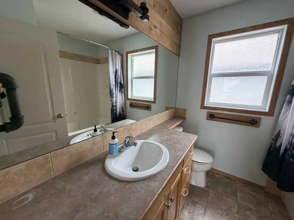 157 Oswald Close Red Deer AB T4P 0C1