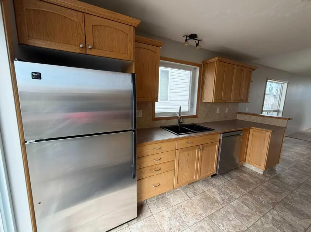157 Oswald Close Red Deer AB T4P 0C1
