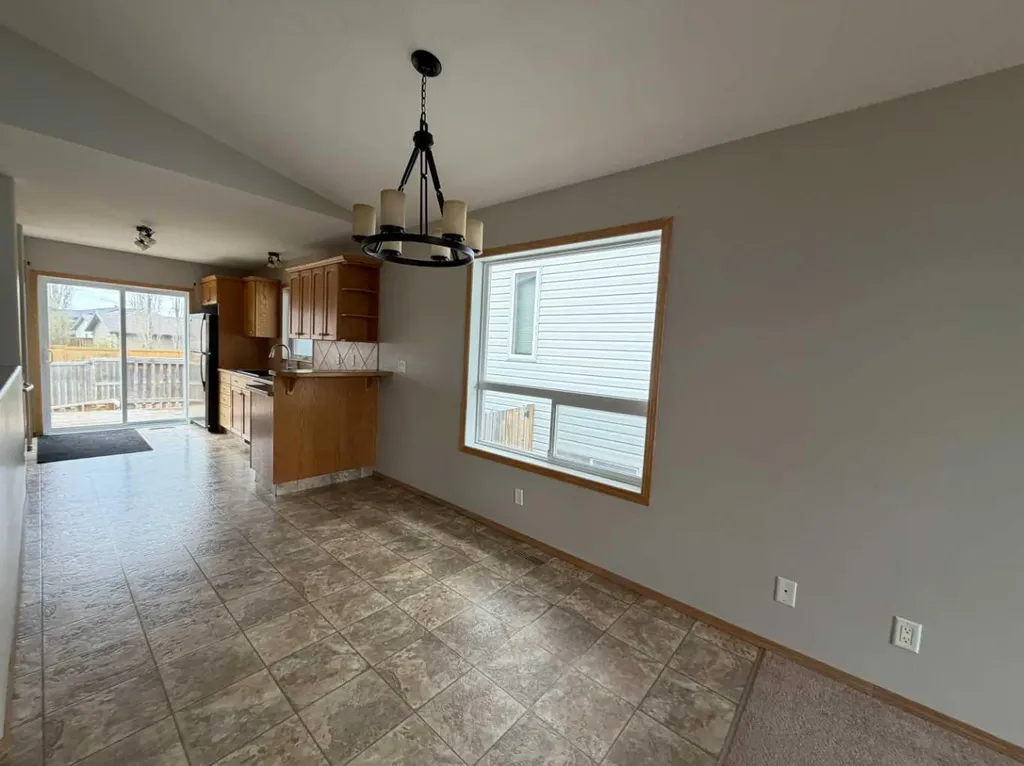 157 Oswald Close Red Deer AB T4P 0C1