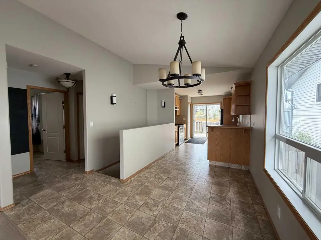 157 Oswald Close Red Deer AB T4P 0C1