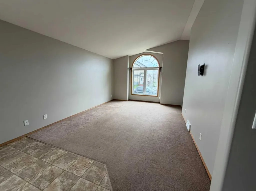 157 Oswald Close Red Deer AB T4P 0C1