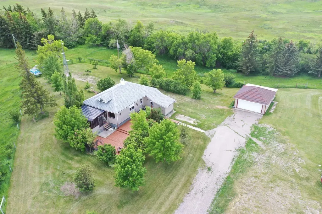 70046AB Rr264 Fort Macleod AB T0L 0Z0