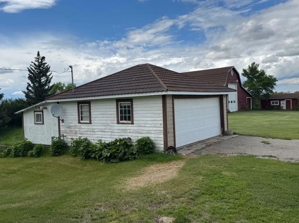 70046AB Rr264 Fort Macleod AB T0L 0Z0