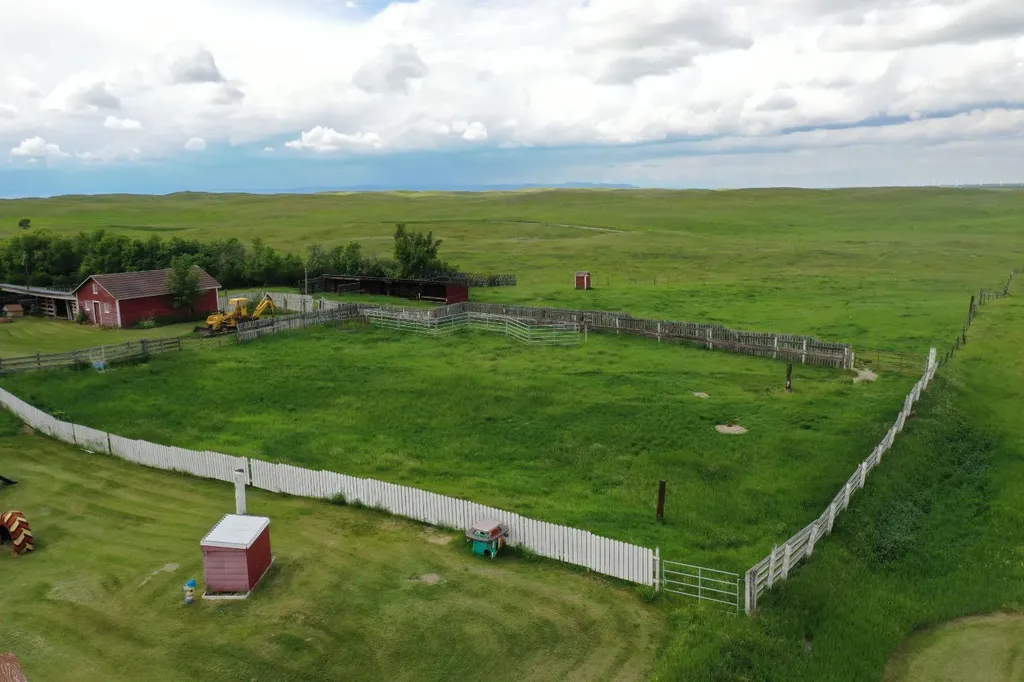 70046AB Rr264 Fort Macleod AB T0L 0Z0