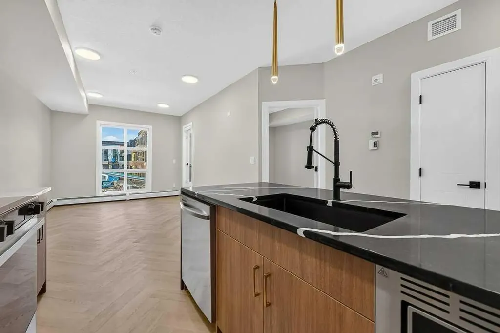 4270 Norford Avenue NW Calgary AB T3B 6A8