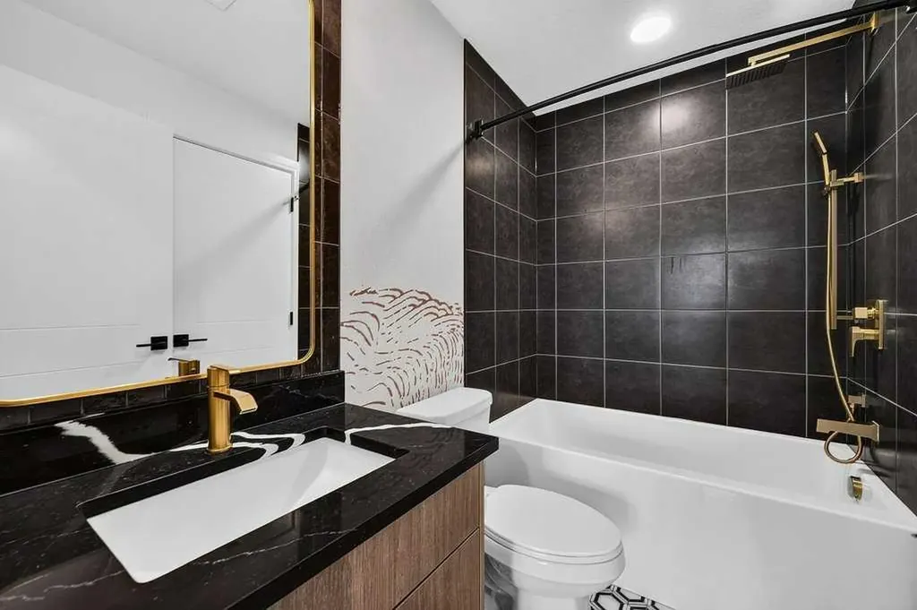 4270 Norford Avenue NW Calgary AB T3B 6A8