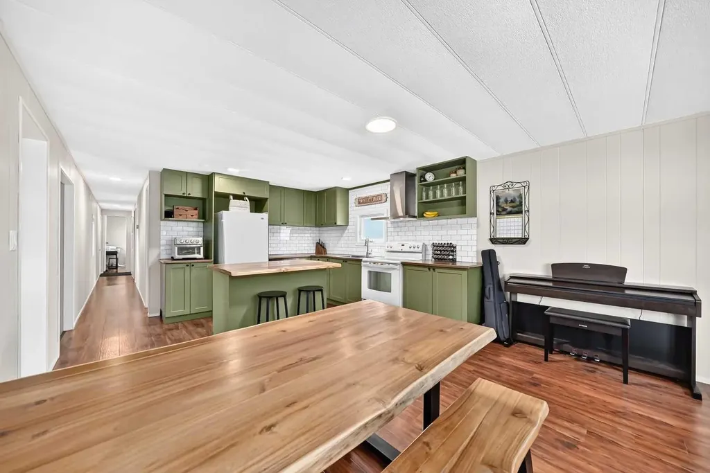 840 Spring Haven Court SE Airdrie AB T4A 1B7