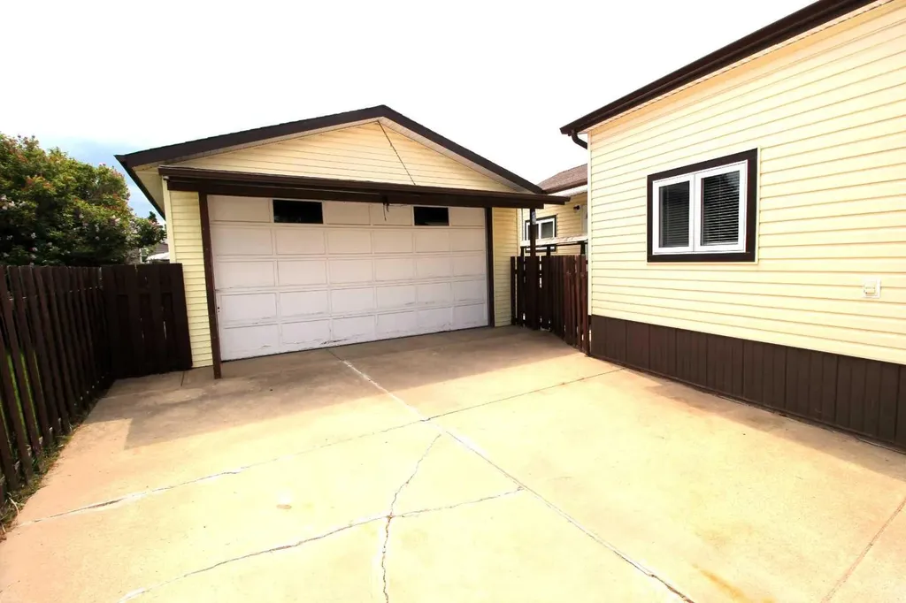 840 Spring Haven Court SE Airdrie AB T4A 1B7
