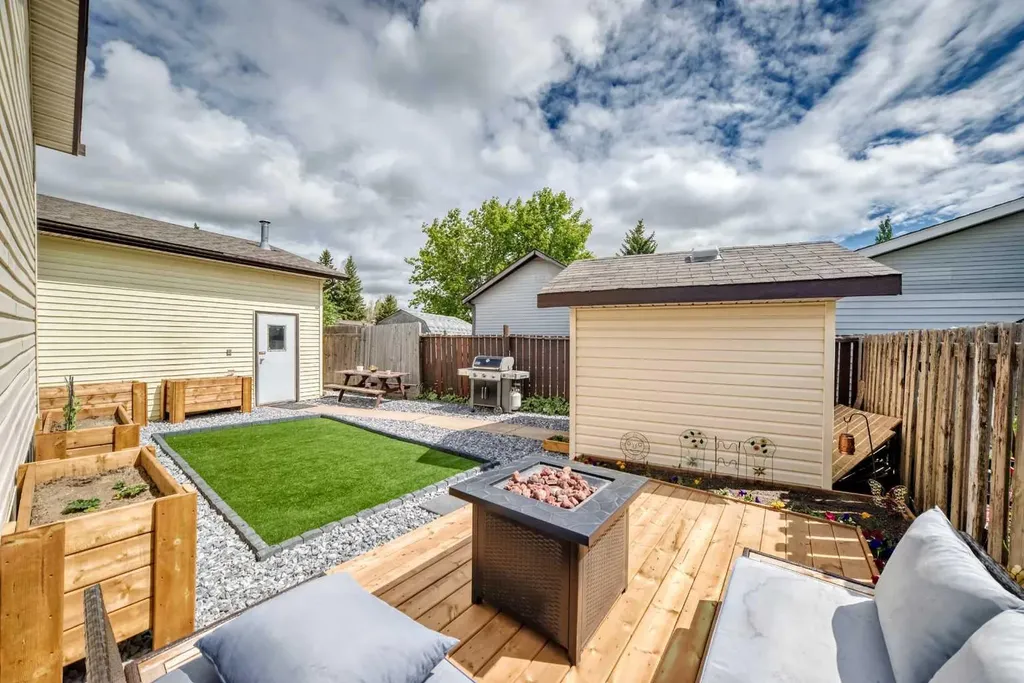 840 Spring Haven Court SE Airdrie AB T4A 1B7