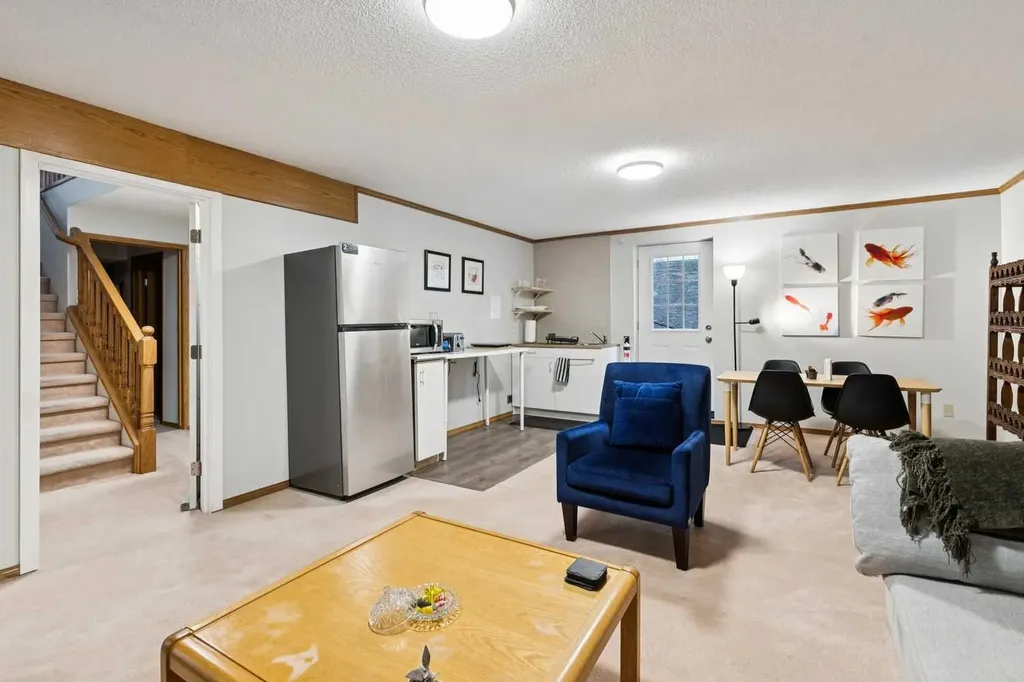 131 Shawnee Manor SW Calgary AB T2Y1W7