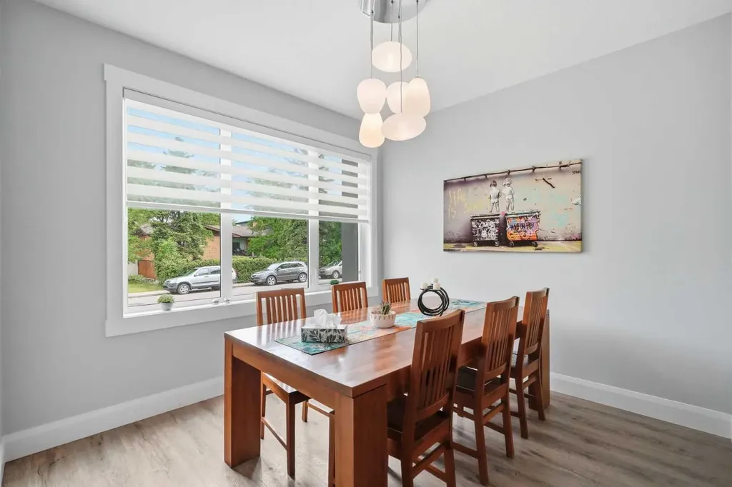 425 23 Avenue NE Calgary AB T2E1W1