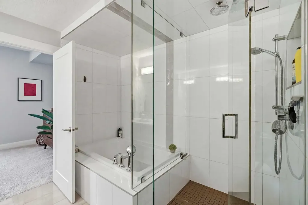 425 23 Avenue NE Calgary AB T2E1W1