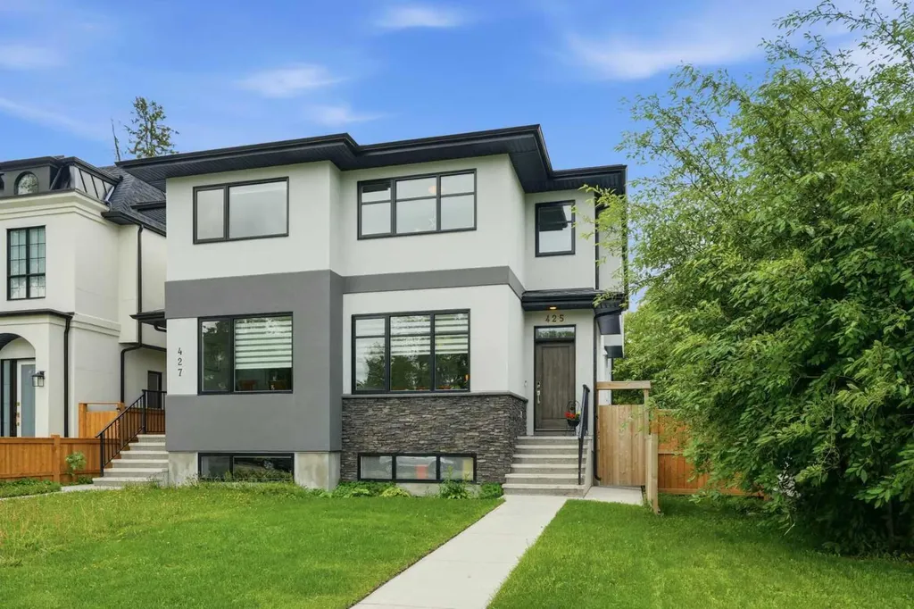 425 23 Avenue NE Calgary AB T2E1W1
