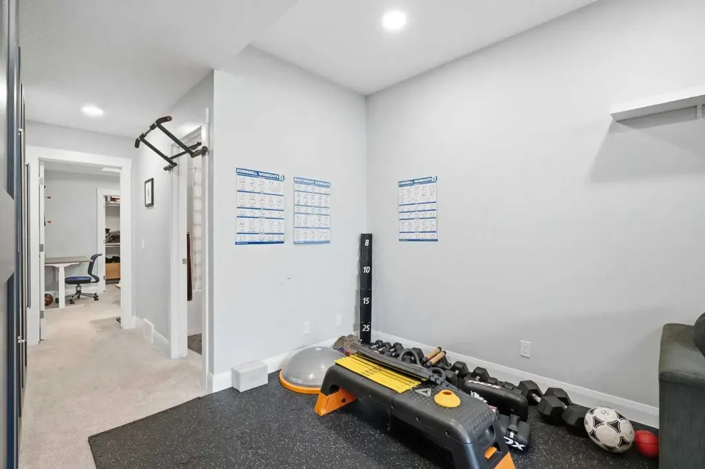 425 23 Avenue NE Calgary AB T2E1W1
