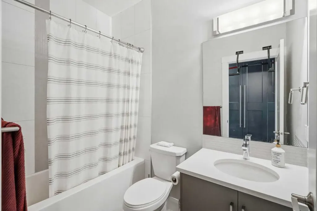 425 23 Avenue NE Calgary AB T2E1W1