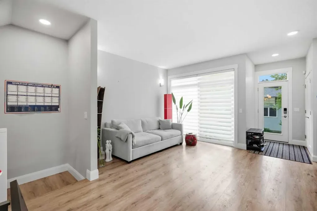 425 23 Avenue NE Calgary AB T2E1W1