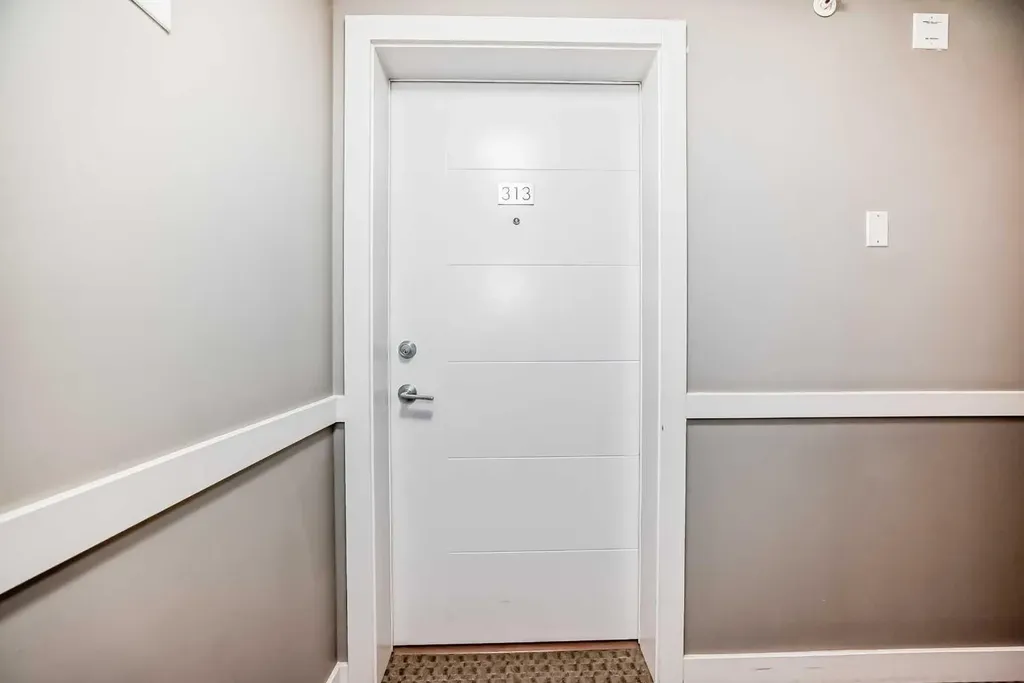20 Sage Hill Terrace NW Calgary AB T3R 0W8