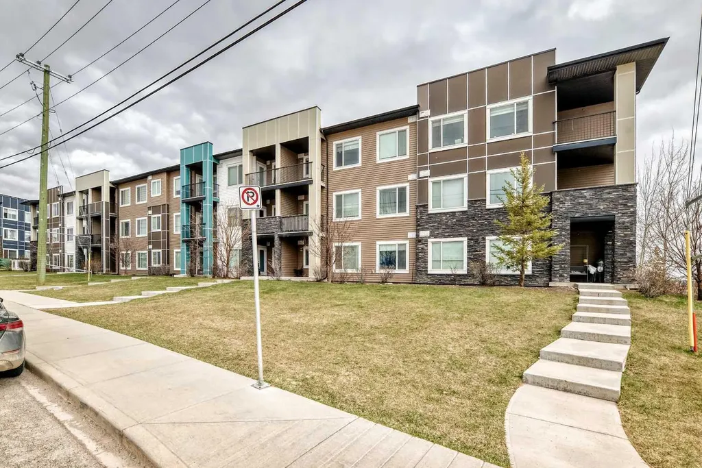 20 Sage Hill Terrace NW Calgary AB T3R 0W8