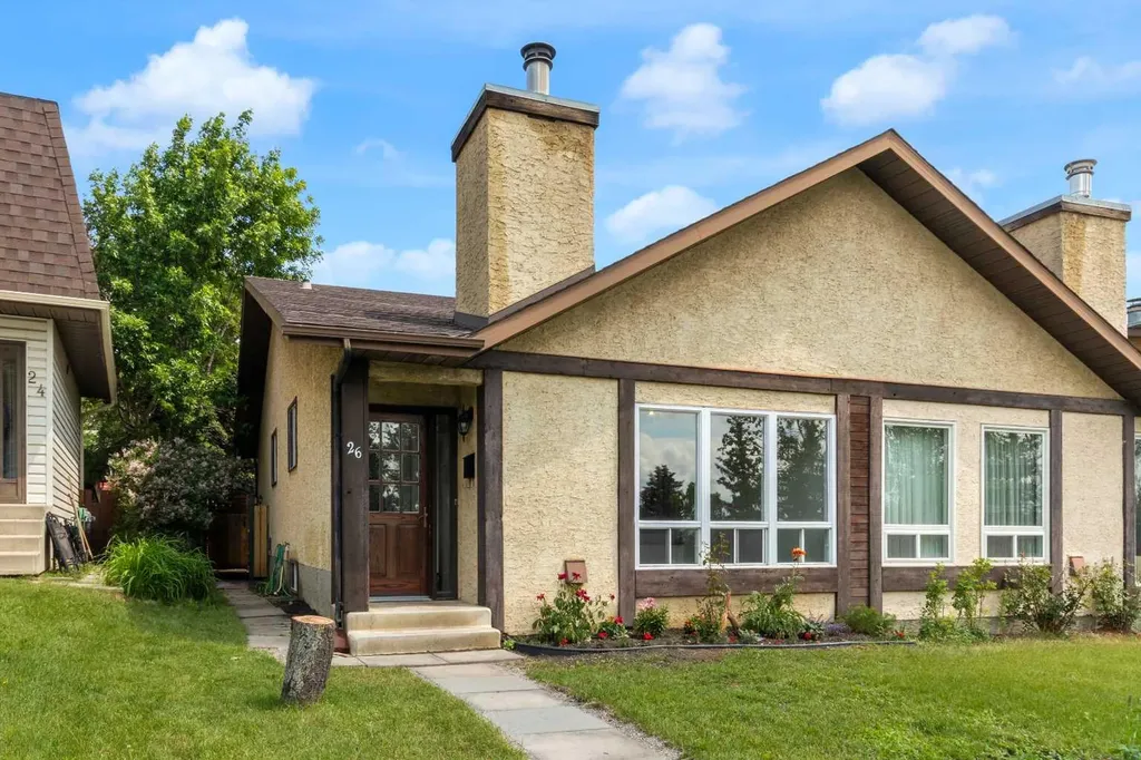 26 Edgewood Drive NW Calgary AB T3A 2T4