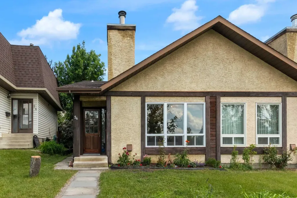 26 Edgewood Drive NW Calgary AB T3A 2T4