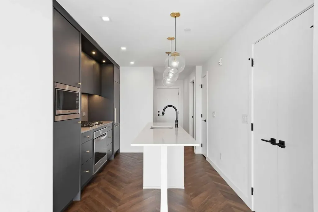 8445 Broadcast Avenue SW Calgary AB T3H 6B6
