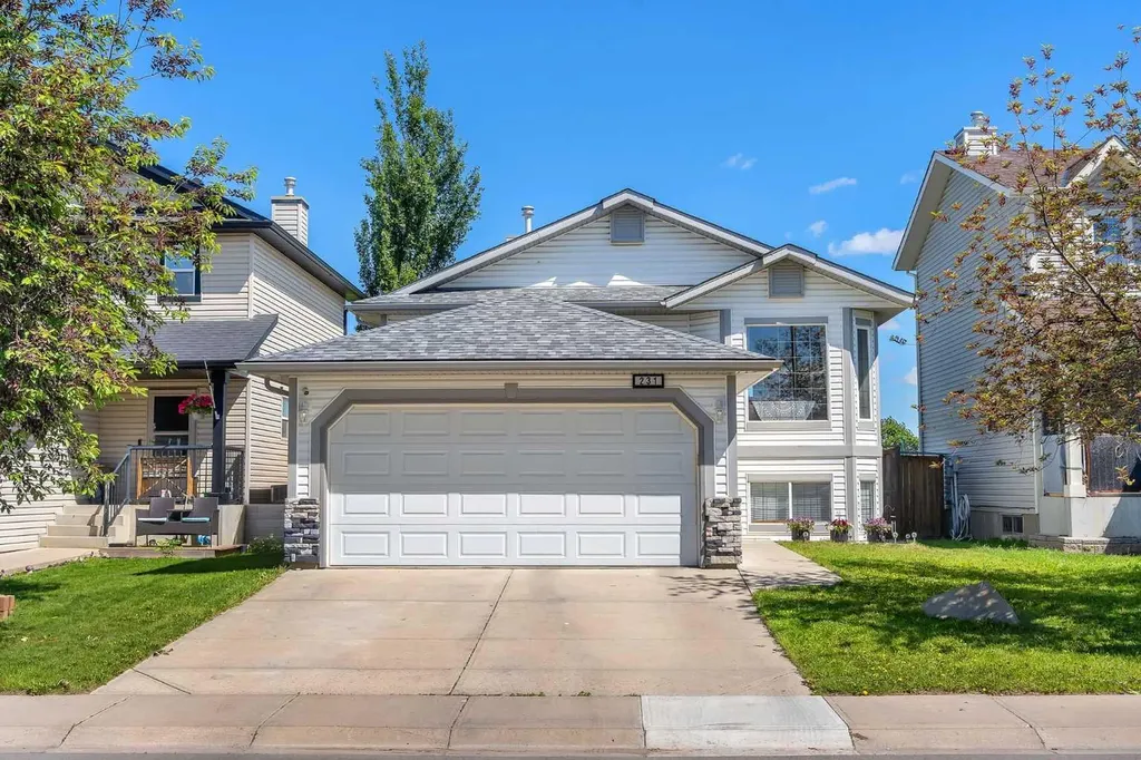 231 Silver Springs Way NW Airdrie AB T4B 2Y3