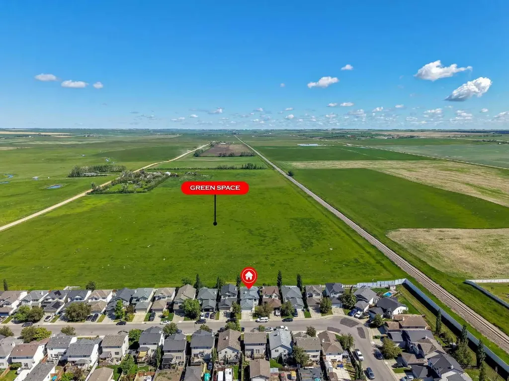 231 Silver Springs Way NW Airdrie AB T4B 2Y3