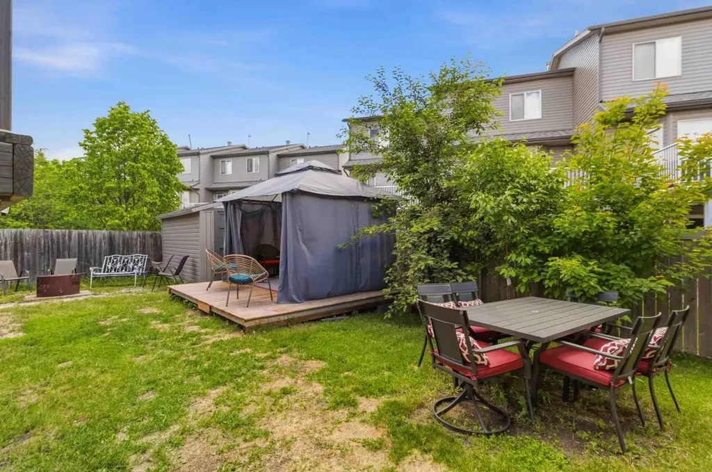 235 Atkinson Lane Fort Mcmurray AB T9J 1E8