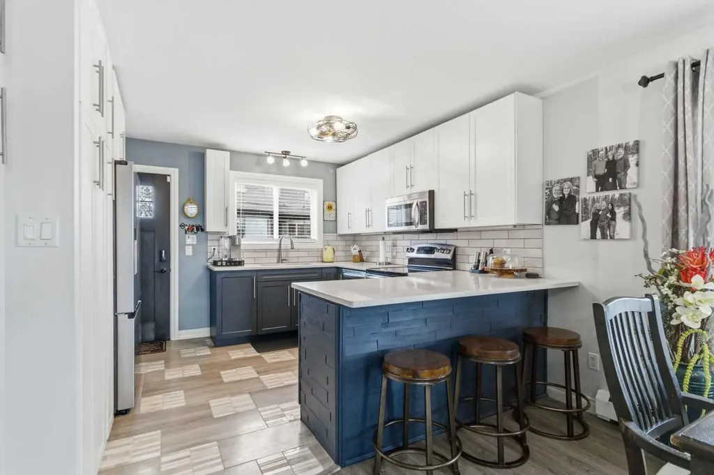 235 Atkinson Lane Fort Mcmurray AB T9J 1E8