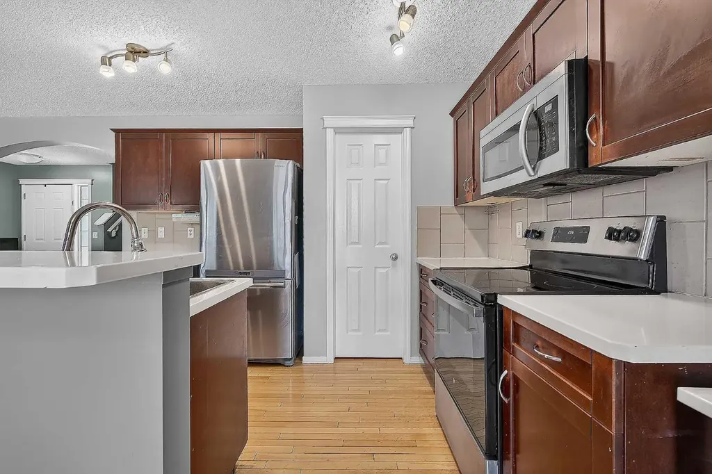 960 Copperfield Boulevard SE Calgary AB T2Z 4W7