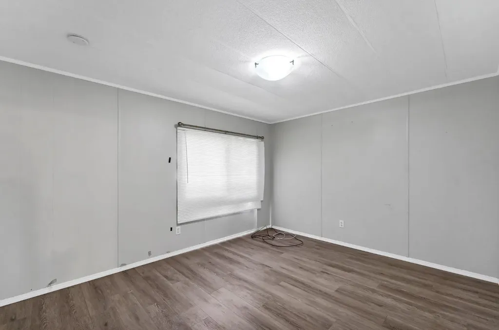 2460 Southview Drive SE Medicine Hat AB T1B 1C8