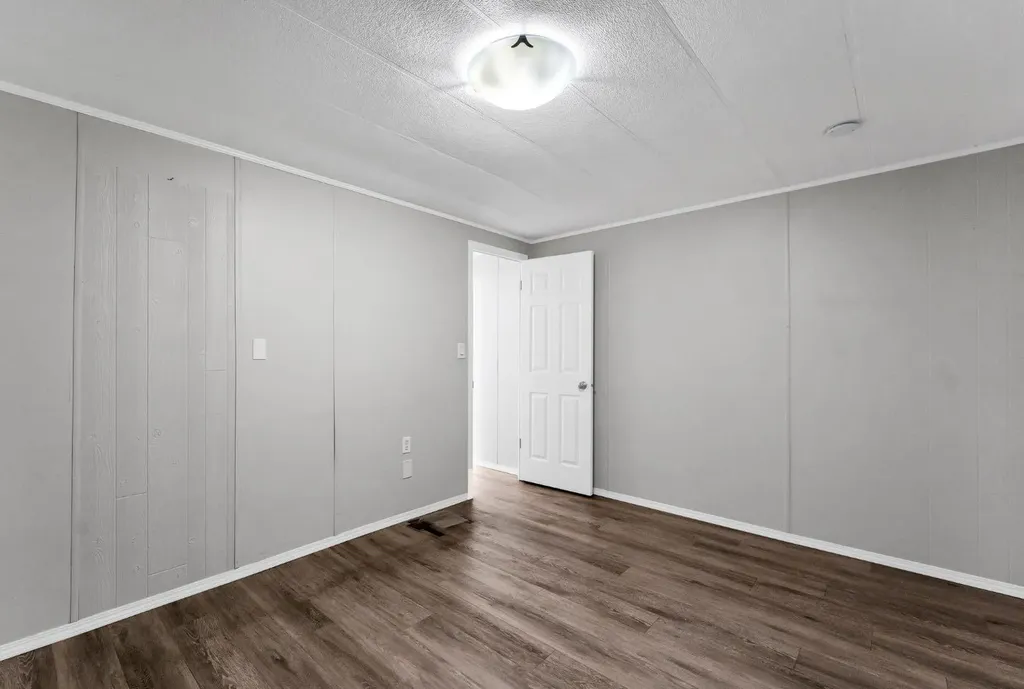 2460 Southview Drive SE Medicine Hat AB T1B 1C8