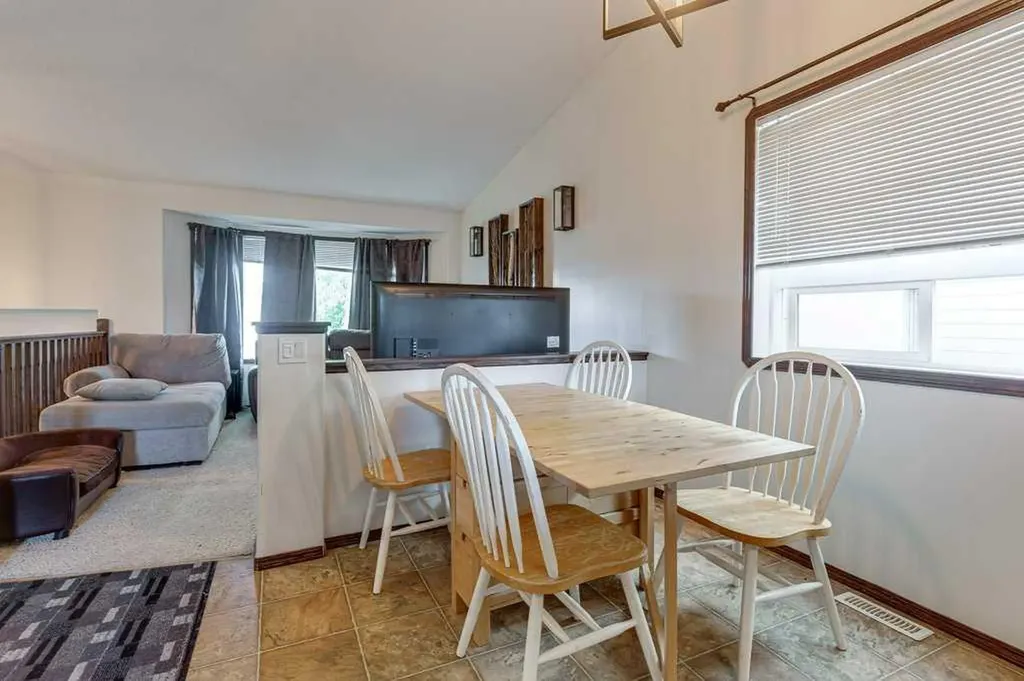 99 Iverson Close Red Deer AB T4R3M8