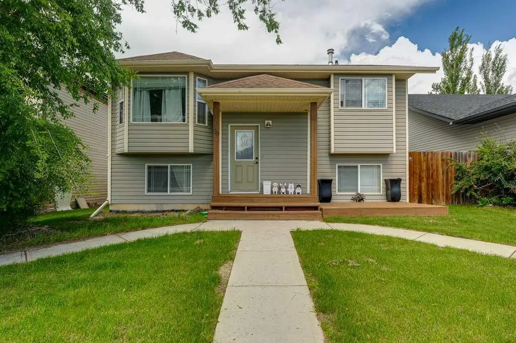 99 Iverson Close Red Deer AB T4R3M8