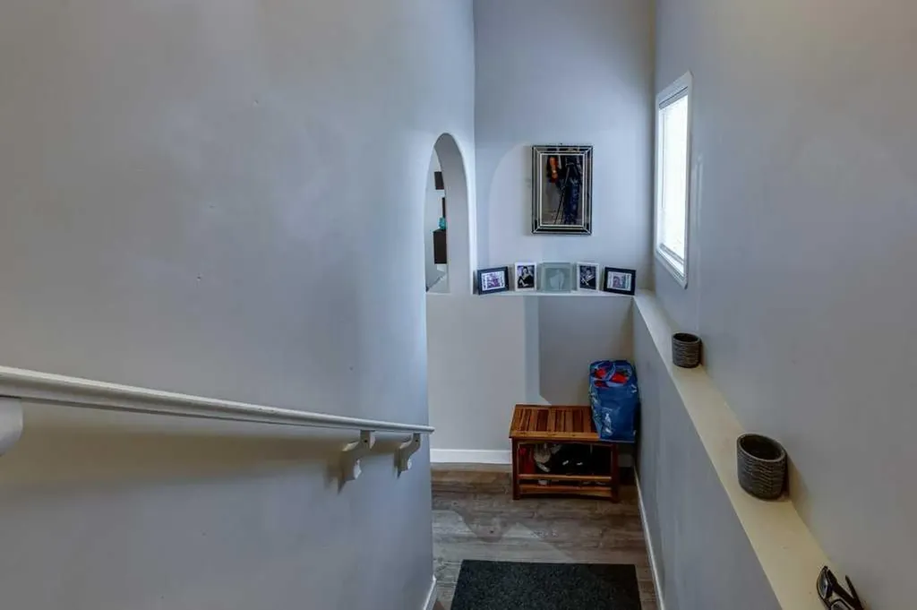 99 Iverson Close Red Deer AB T4R3M8