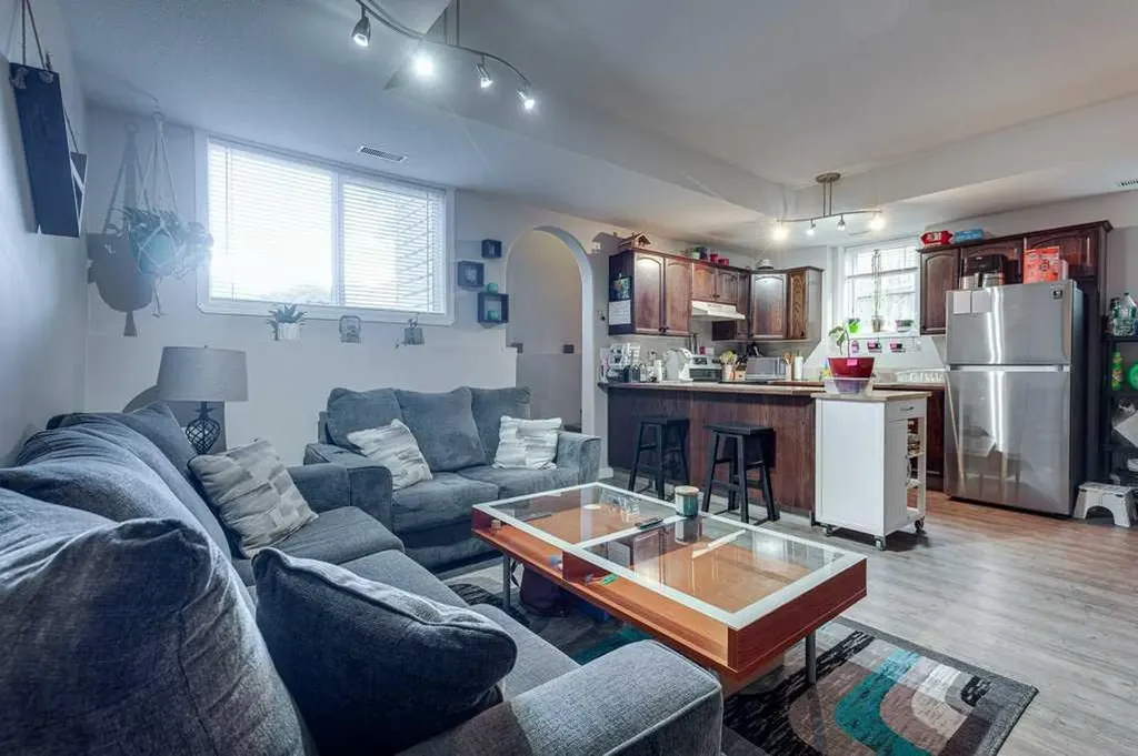 99 Iverson Close Red Deer AB T4R3M8