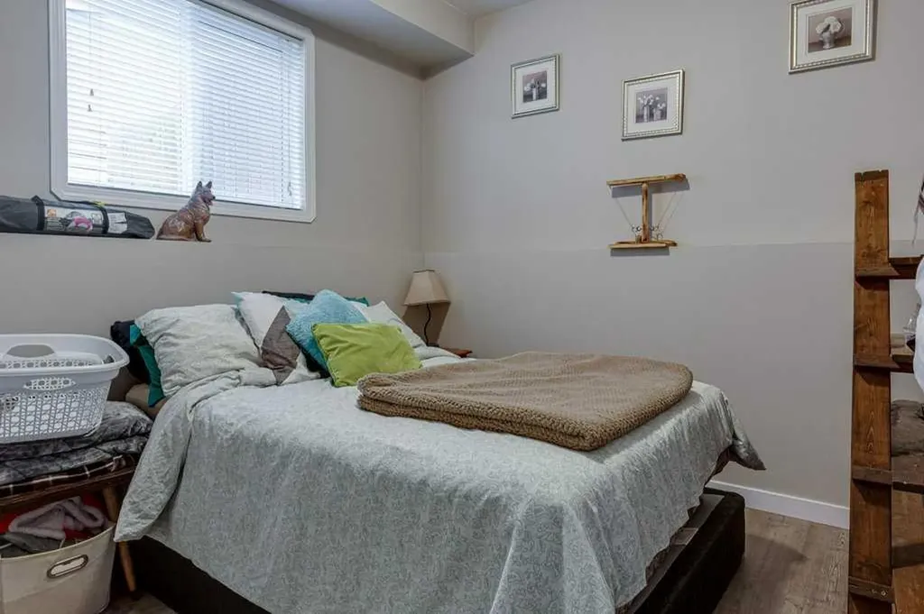 99 Iverson Close Red Deer AB T4R3M8