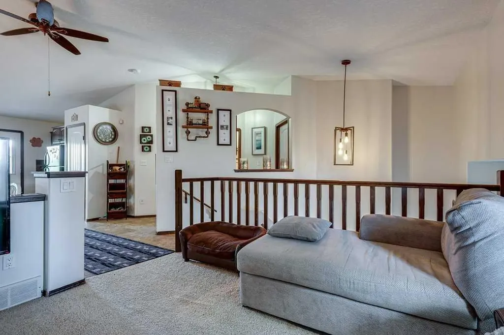 99 Iverson Close Red Deer AB T4R3M8