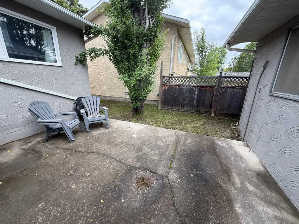 481 Mountain Street Hinton AB T7V 1J9