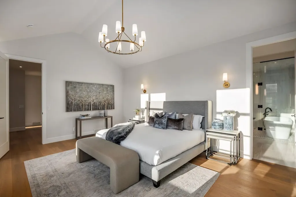 2920 Toronto Crescent NW Calgary AB T2N 3W2