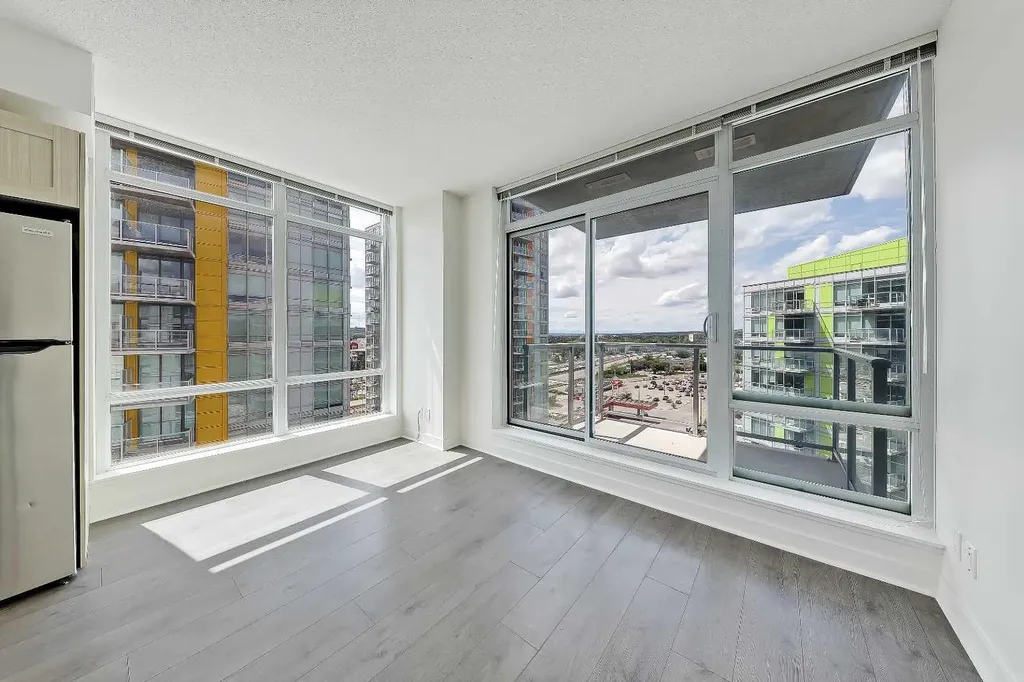10 Brentwood Common NW Calgary AB T2L 2L6