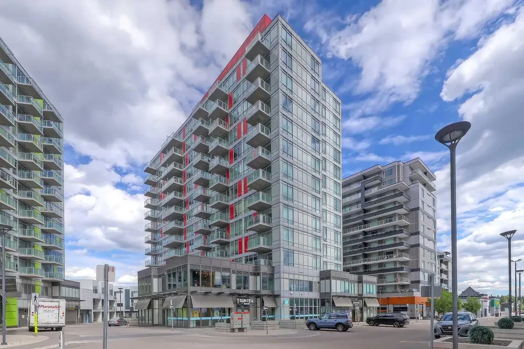 10 Brentwood Common NW Calgary AB T2L 2L6