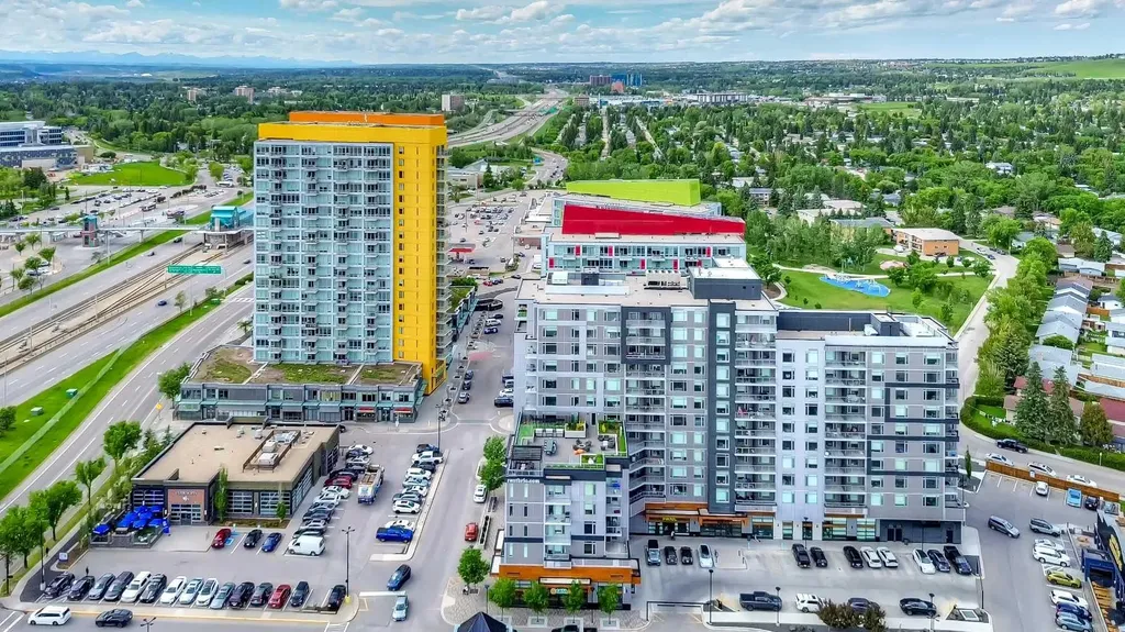10 Brentwood Common NW Calgary AB T2L 2L6